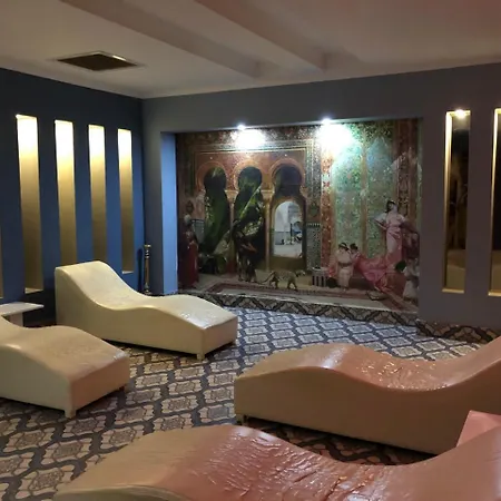 Another World Luxury Apartmán