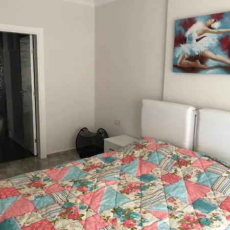 Another World Luxury Apartmán
